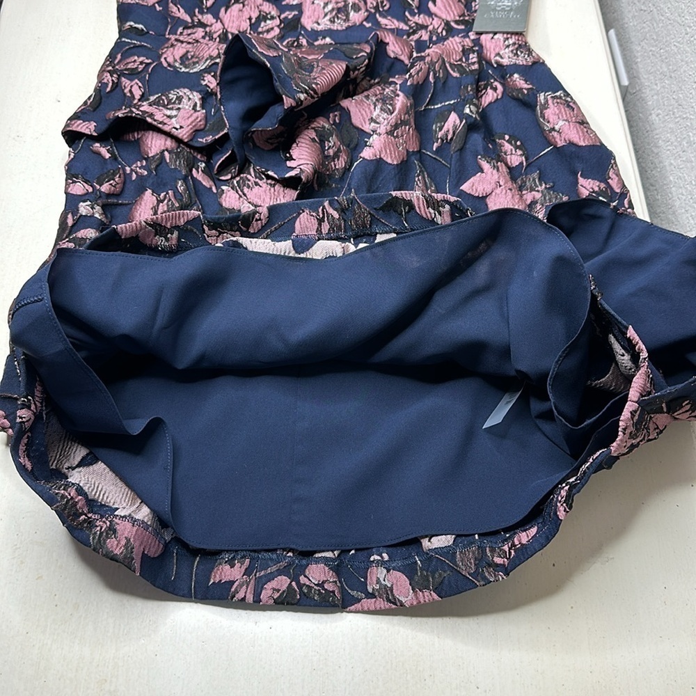 NWT‎ Vince Camuto Navy Floral Jacquard Ruffle Cocktail Dress Size 4 - Picture 8 of 14